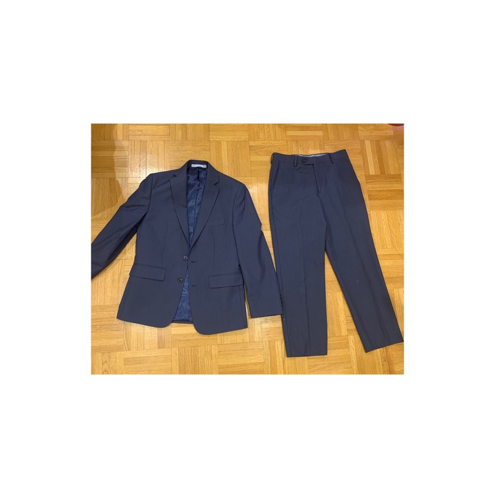 Micheal Kors blue suit . 9-10 kids .